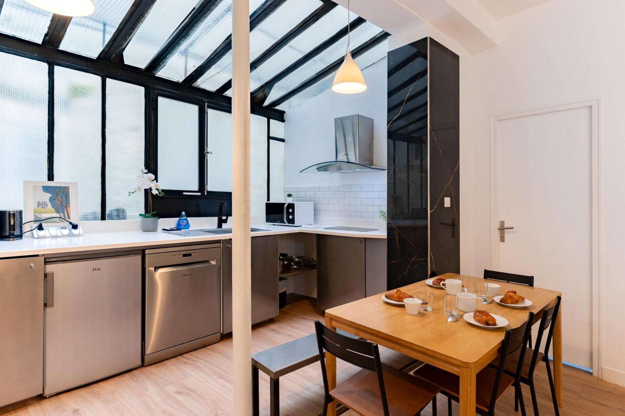 St Germain Sartre ChicSuites Paris Exterior foto