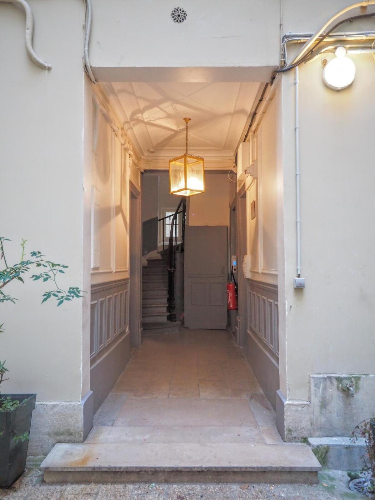 St Germain Sartre ChicSuites Paris Exterior foto